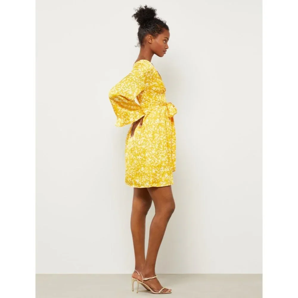 NWT BCBGMAXAZRIA Delilah Long Sleeve Dress, size Medium - Picture 5 of 12